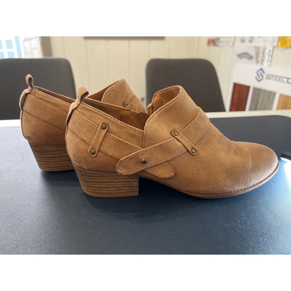 Makalu California Womens Elvie Tan Suede Ankle Boots Booties Size 7M